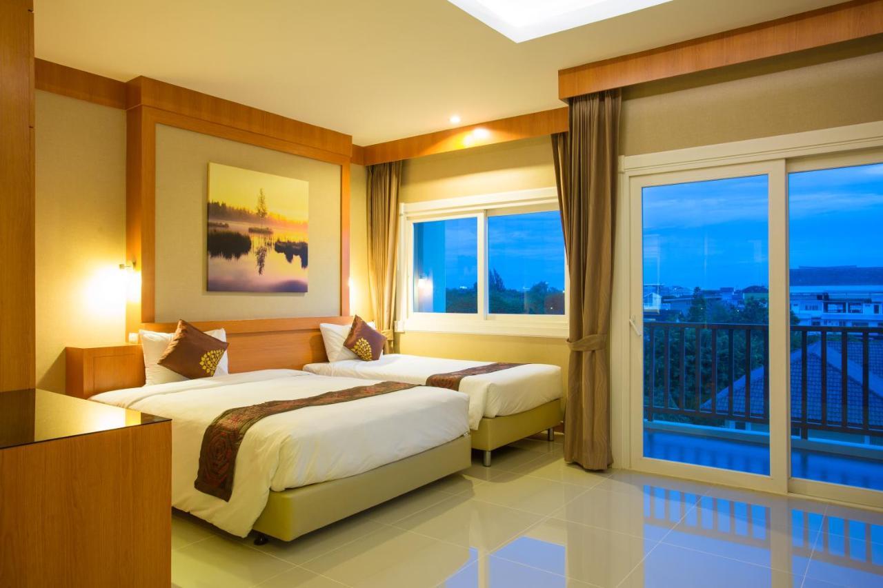 Romantic Khon Kaen Hotel Exterior photo